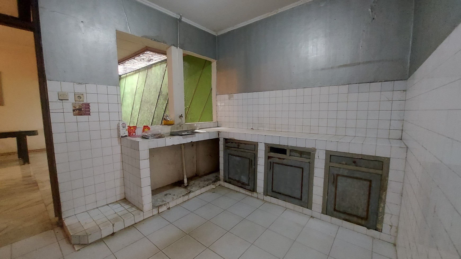 Dijual Rumah Tua Posisi Hoek Cipete Utara, Kebayoran Baru