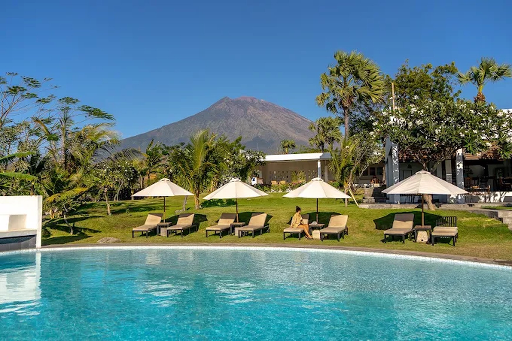 Freehold - Operational Resort with Stunning Mountain and Ocean Views in Tulamben, Karangasem