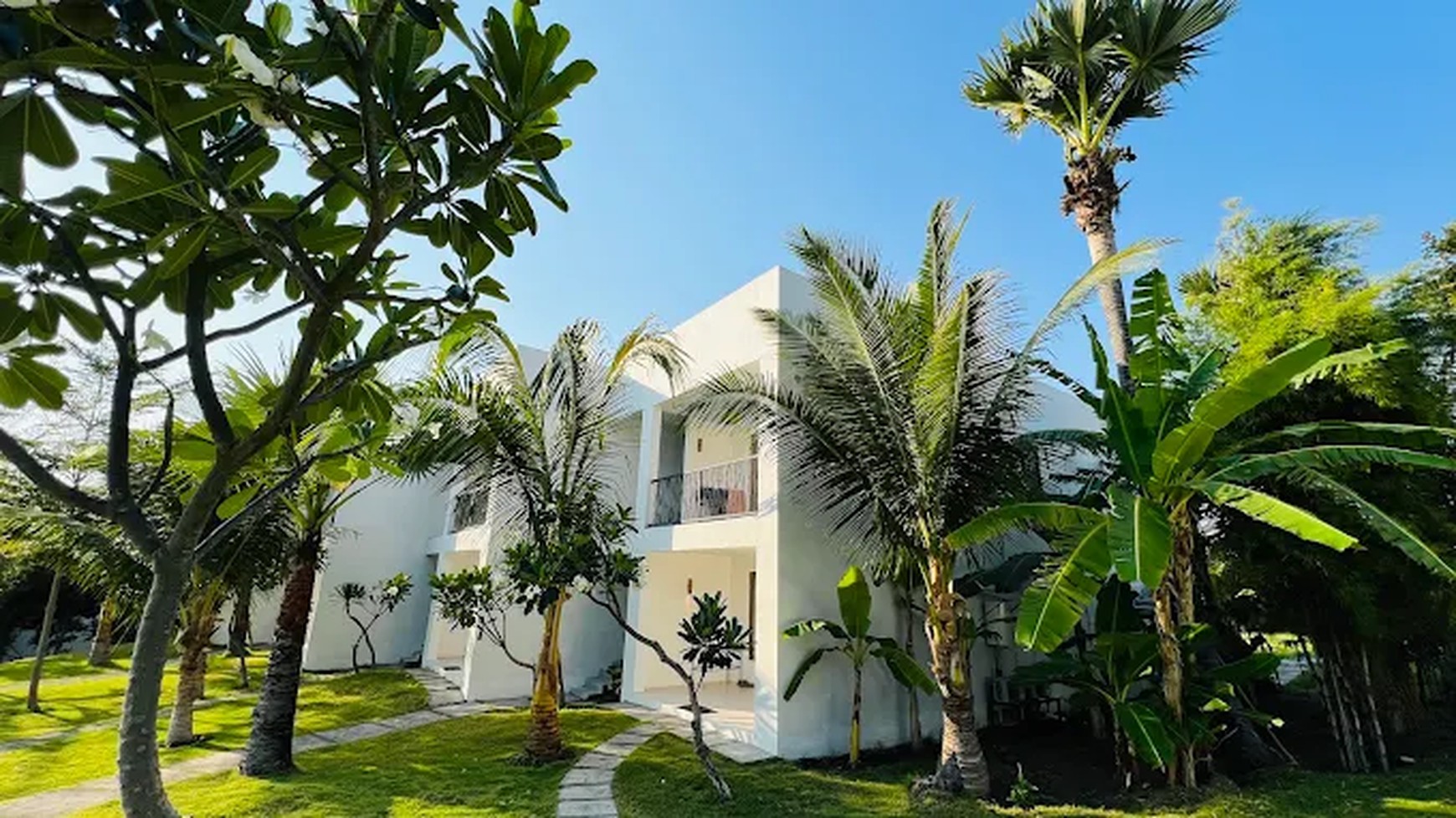 Freehold - Operational Resort with Stunning Mountain and Ocean Views in Tulamben, Karangasem