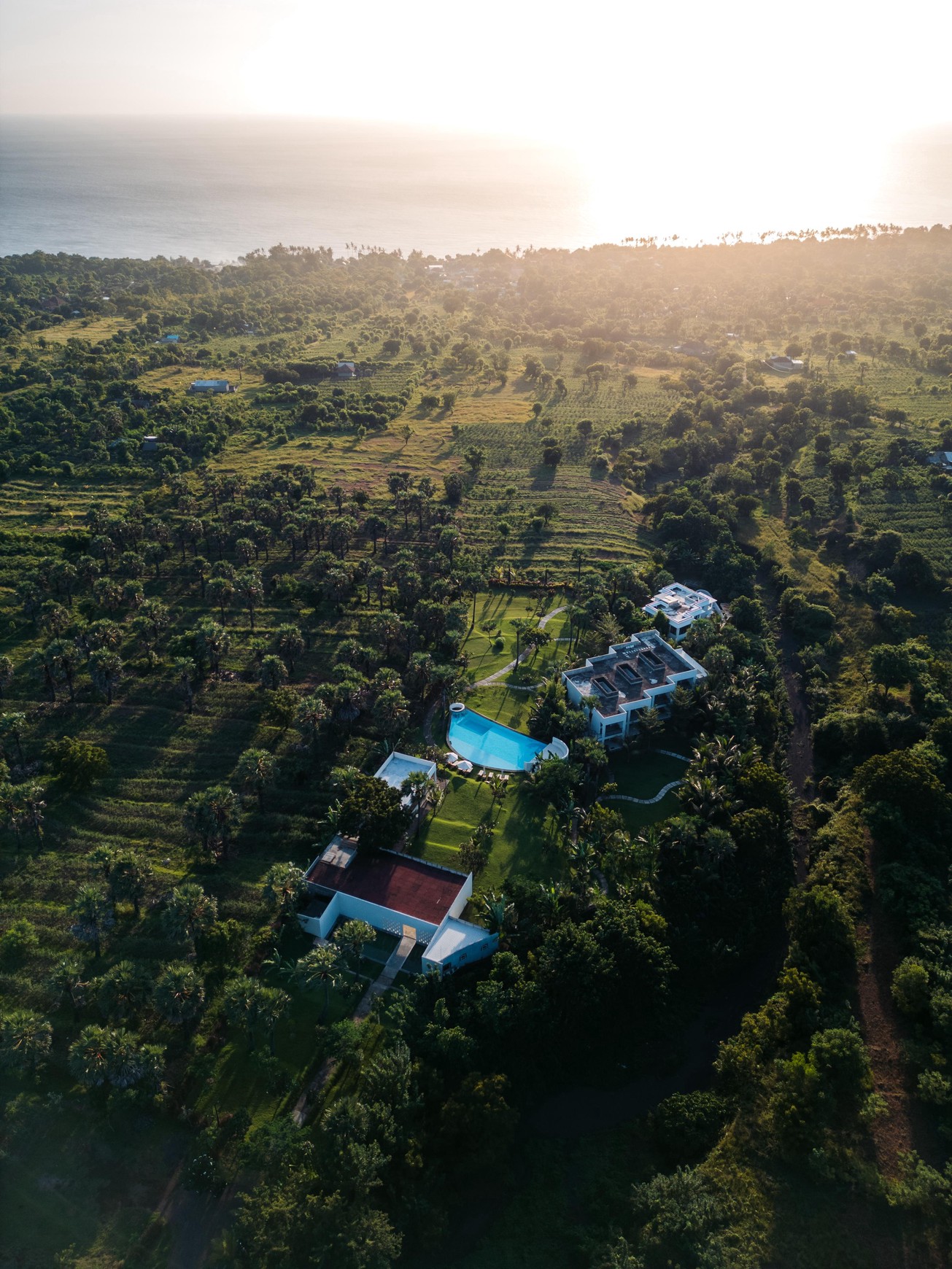 Freehold - Operational Resort with Stunning Mountain and Ocean Views in Tulamben, Karangasem