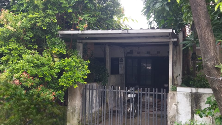 Dekat Masjid Bacang, PosPol Taman Puring Gandaria, Kramat Pela, Kebayoran Baru