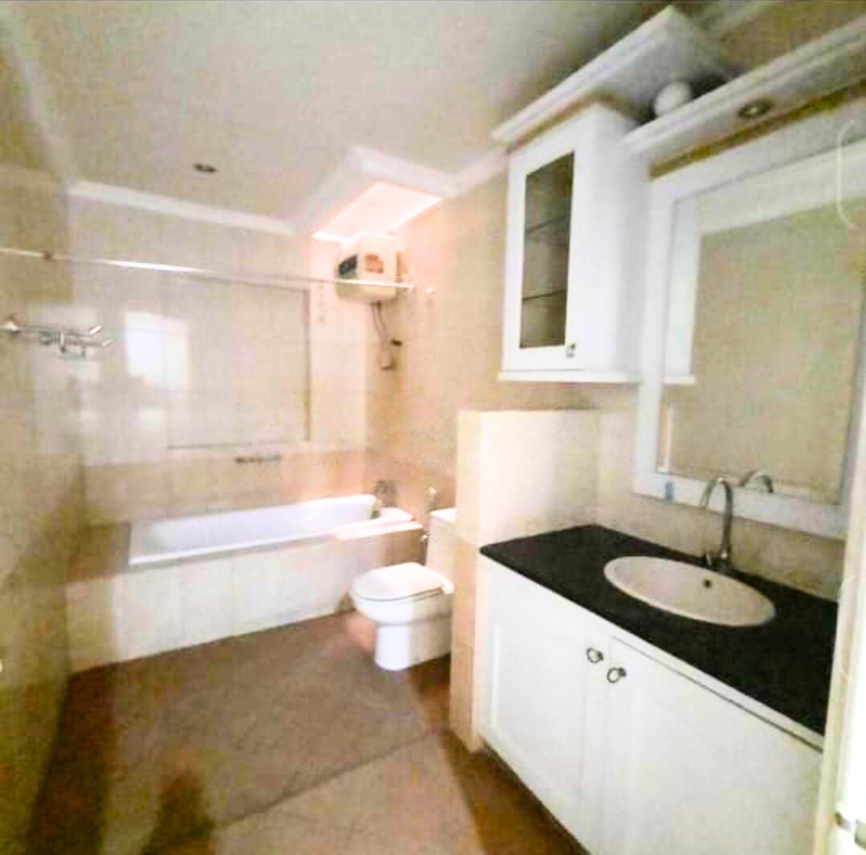 Rumah Murah 2 Lantai Furnish Di Tenggilis Surabaya