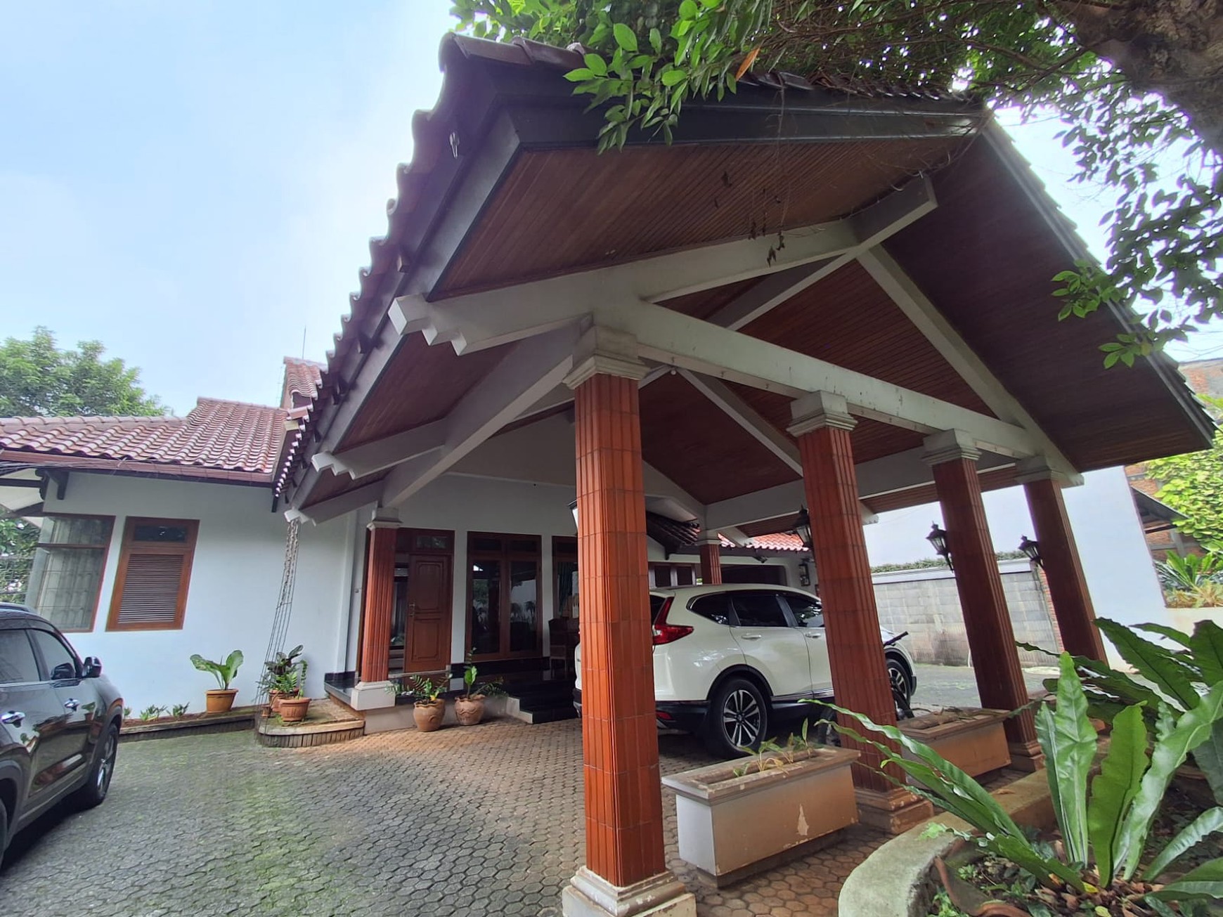 DIJUAL RUMAH ASRI SIAP HUNI
