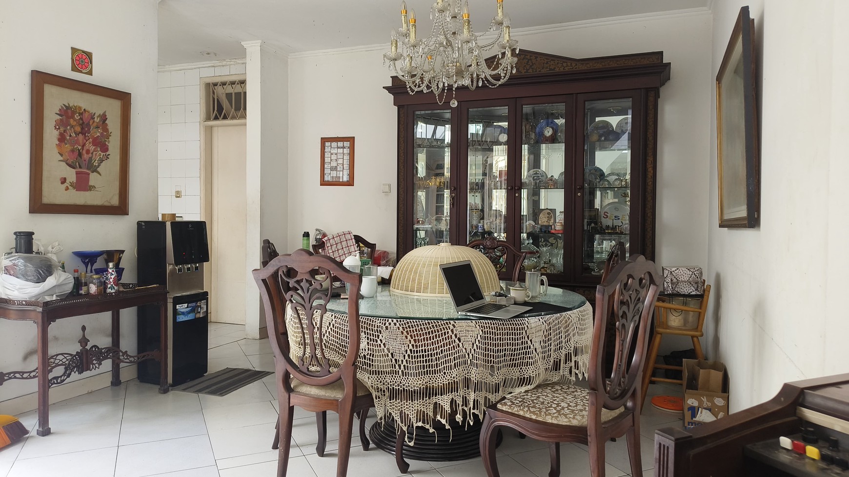 Rumah dijual - Lokasi Strategis & Nyaman di Villa Cinere Mas