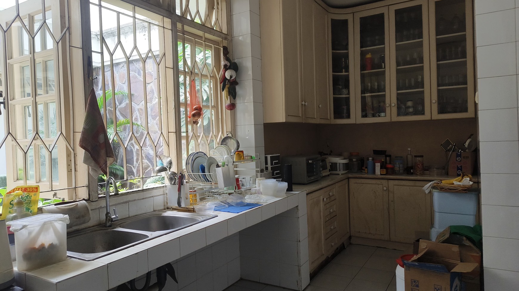 Rumah dijual - Lokasi Strategis & Nyaman di Villa Cinere Mas
