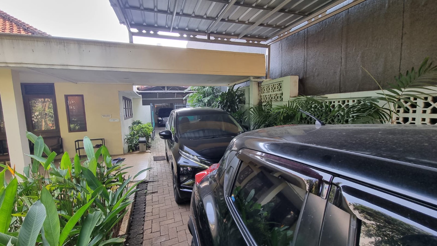 Rumah Luas Siap Huni dengan Hunian Nyaman dan Asri di @Jakarta Selatan 