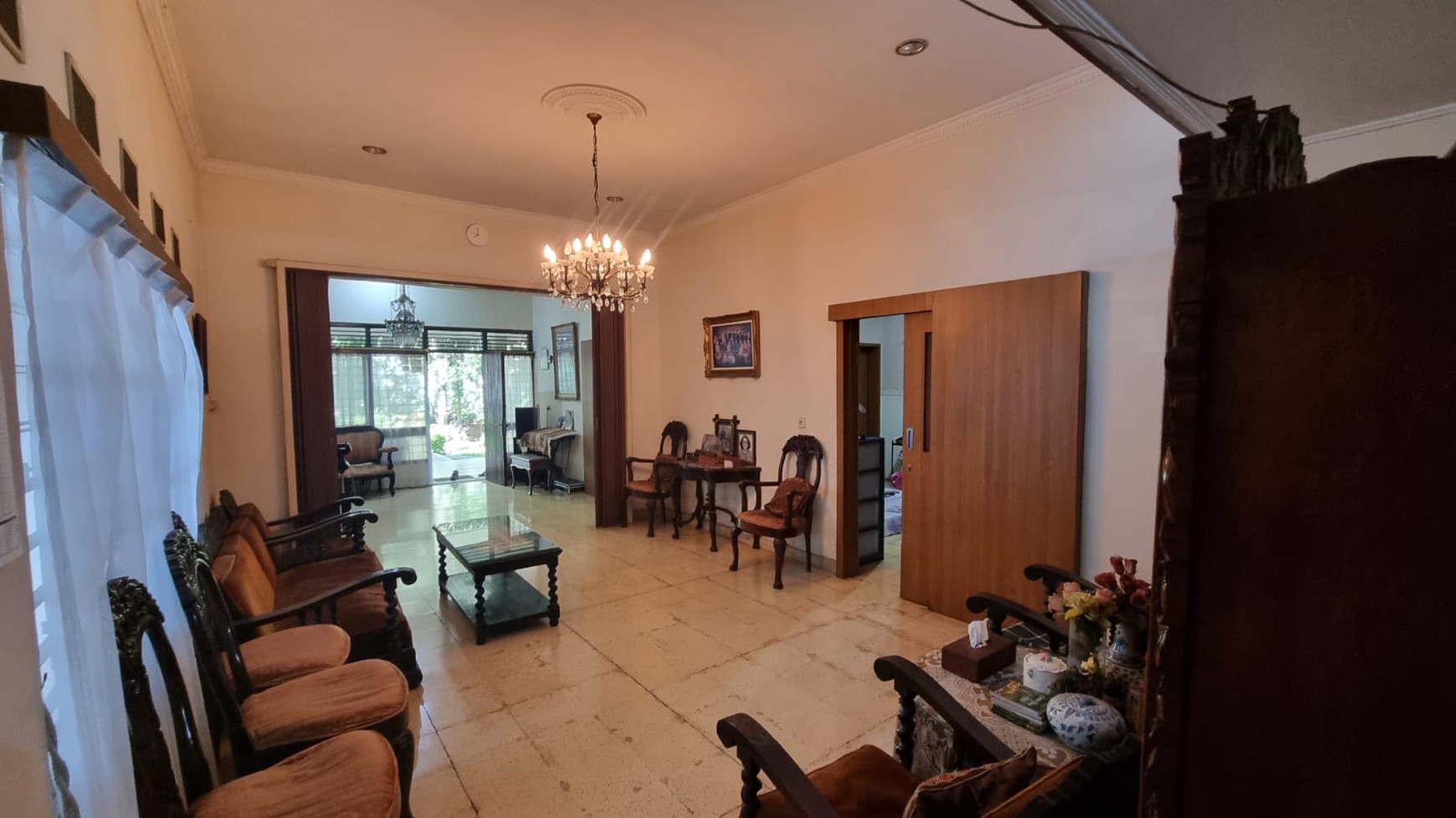 Rumah Luas Siap Huni dengan Hunian Nyaman dan Asri di @Jakarta Selatan 