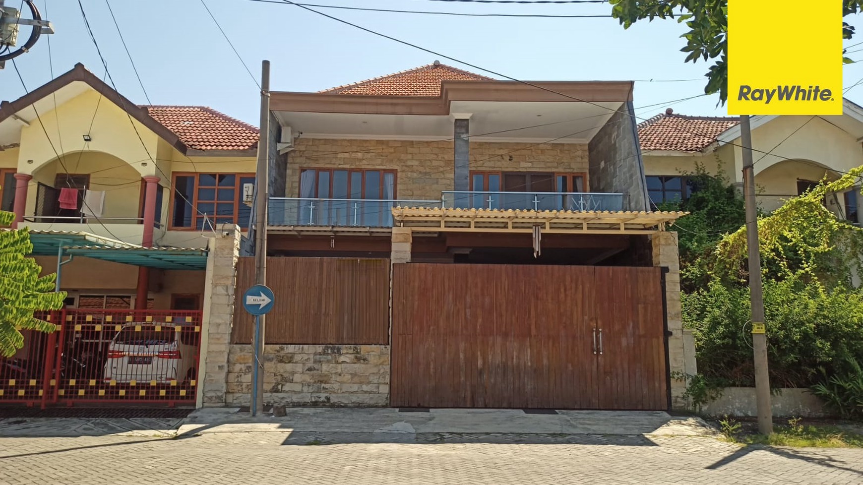 Dijual Rumah 2 lantai di Siwalankerto Permai Surabaya