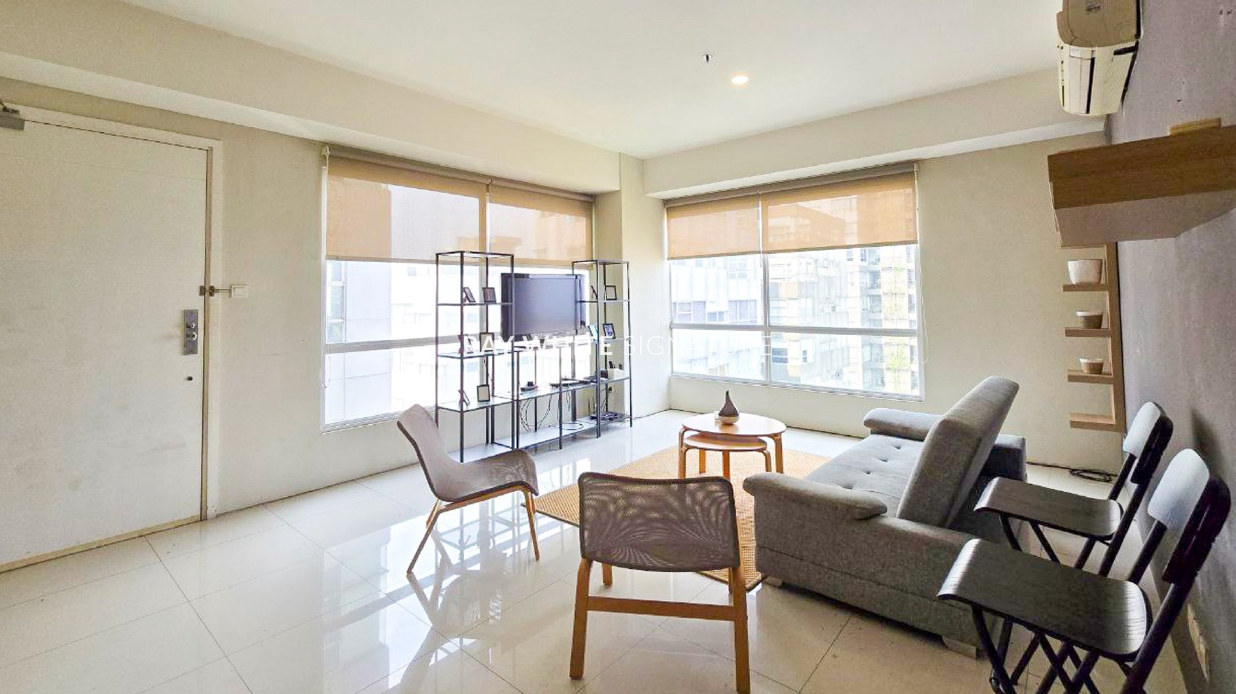 Dijual Apartemen One Park Residence Private Lift , Fully Furnished 3BR