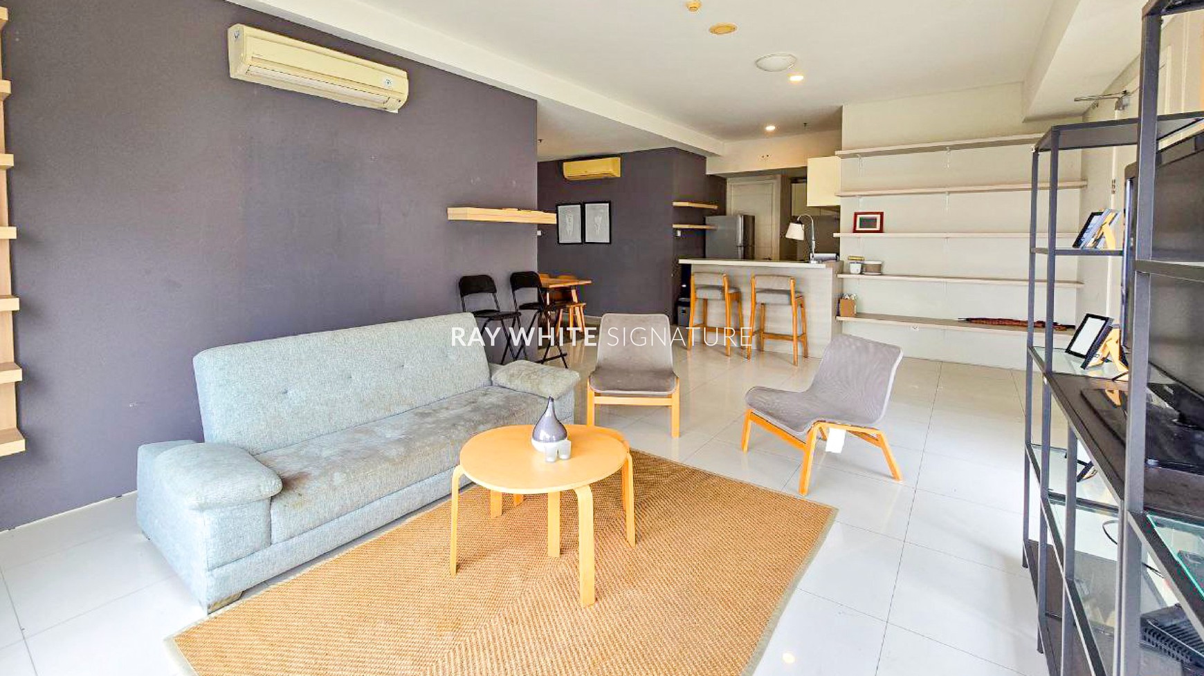 Dijual Apartemen One Park Residence Private Lift , Fully Furnished 3BR