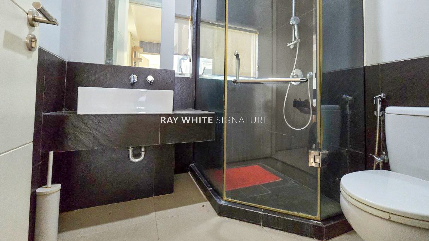 Dijual Apartemen One Park Residence Private Lift , Fully Furnished 3BR