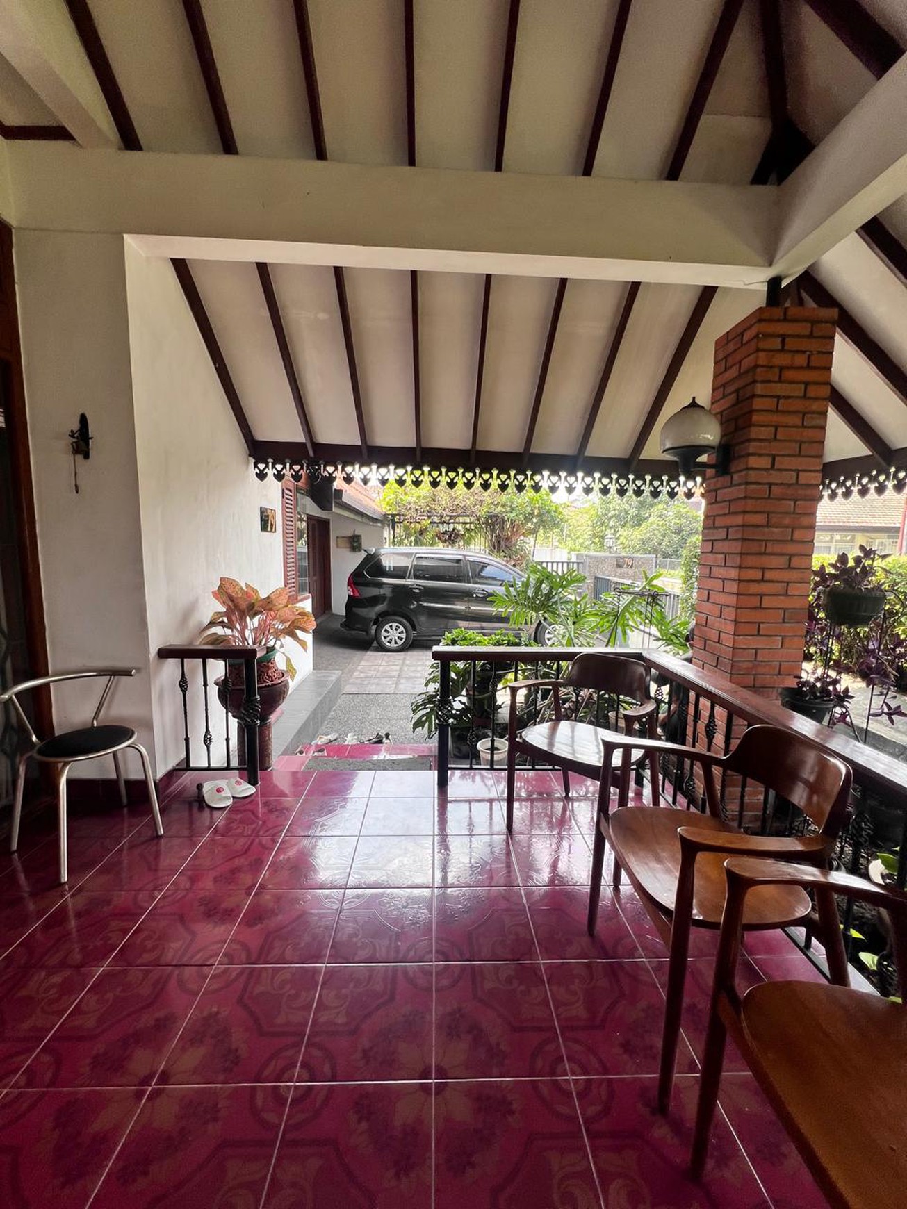 Rumah 2 Lantai SHM Siap Huni