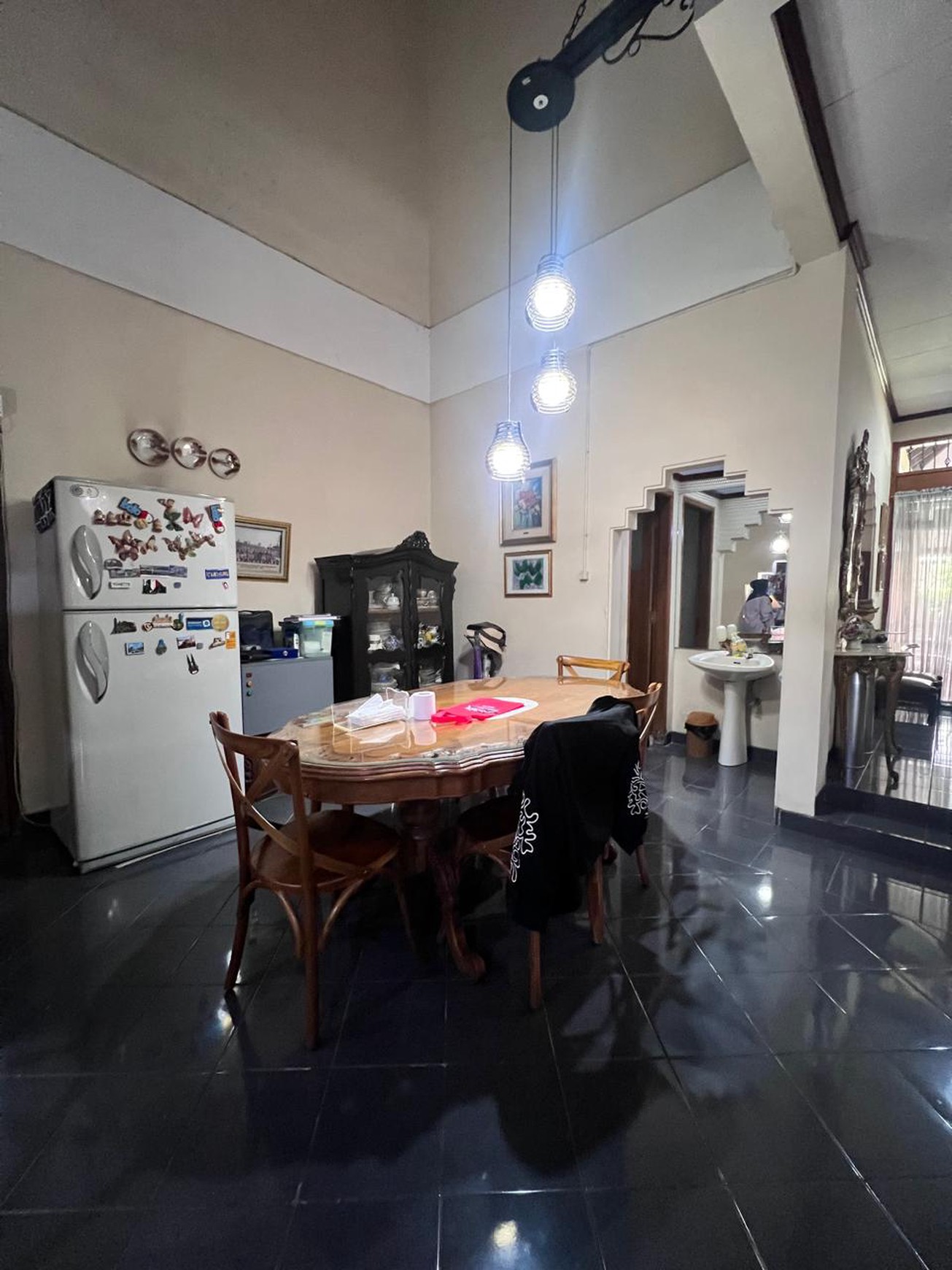 Rumah 2 Lantai SHM Siap Huni