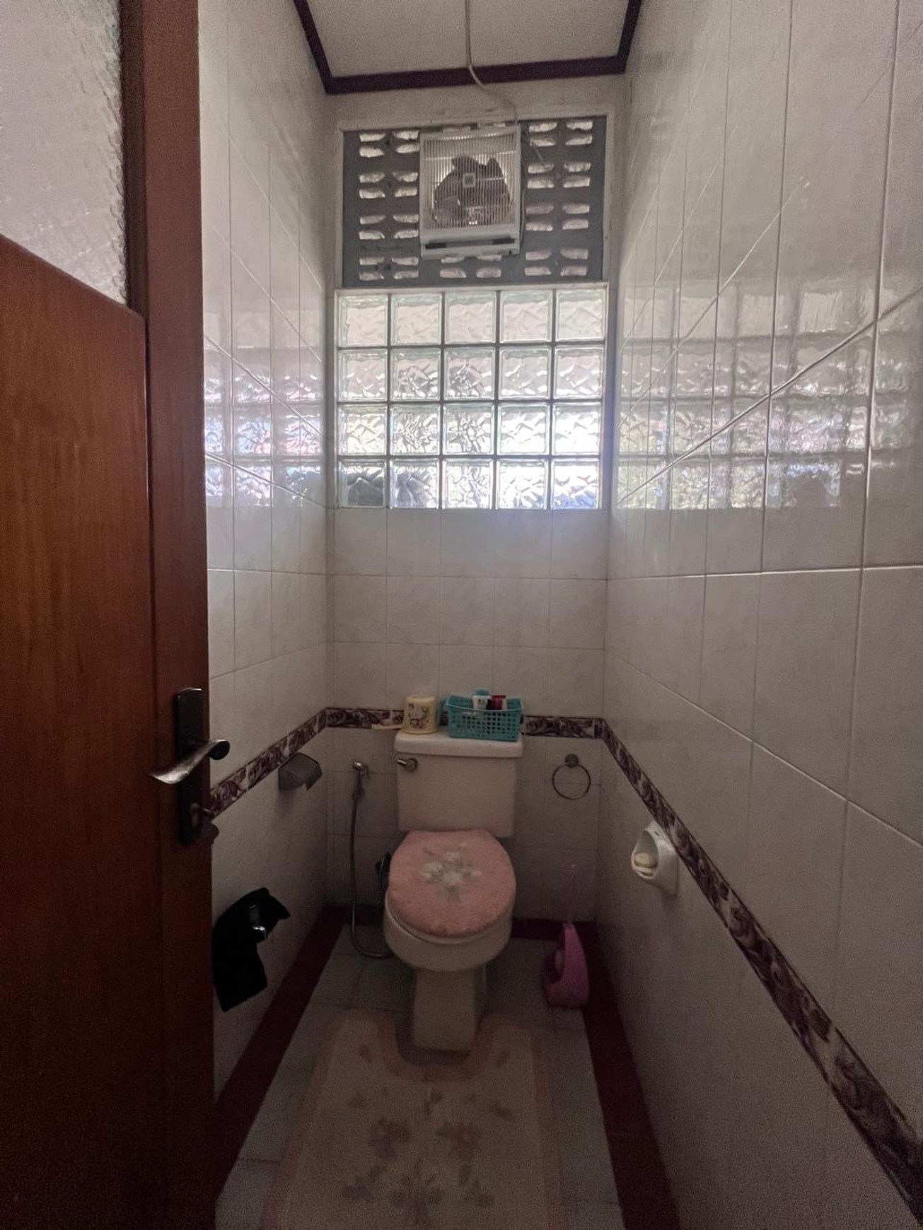 Rumah 2 Lantai SHM Siap Huni