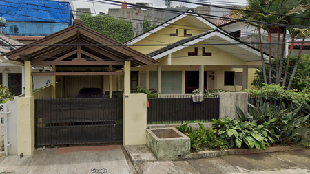 Rumah Siap Huni dengan Hunian Nyaman dan Asri di @Kebayoran Baru, Jaksel