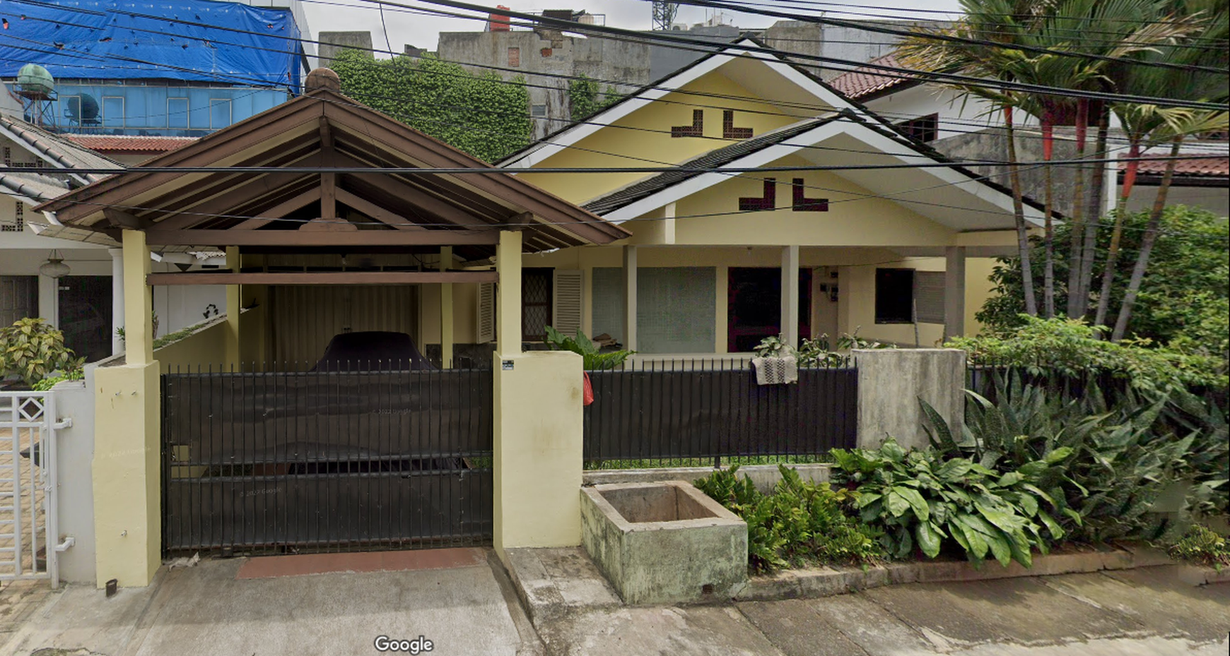 Rumah Siap Huni dengan Hunian Nyaman dan Asri di @Kebayoran Baru, Jaksel