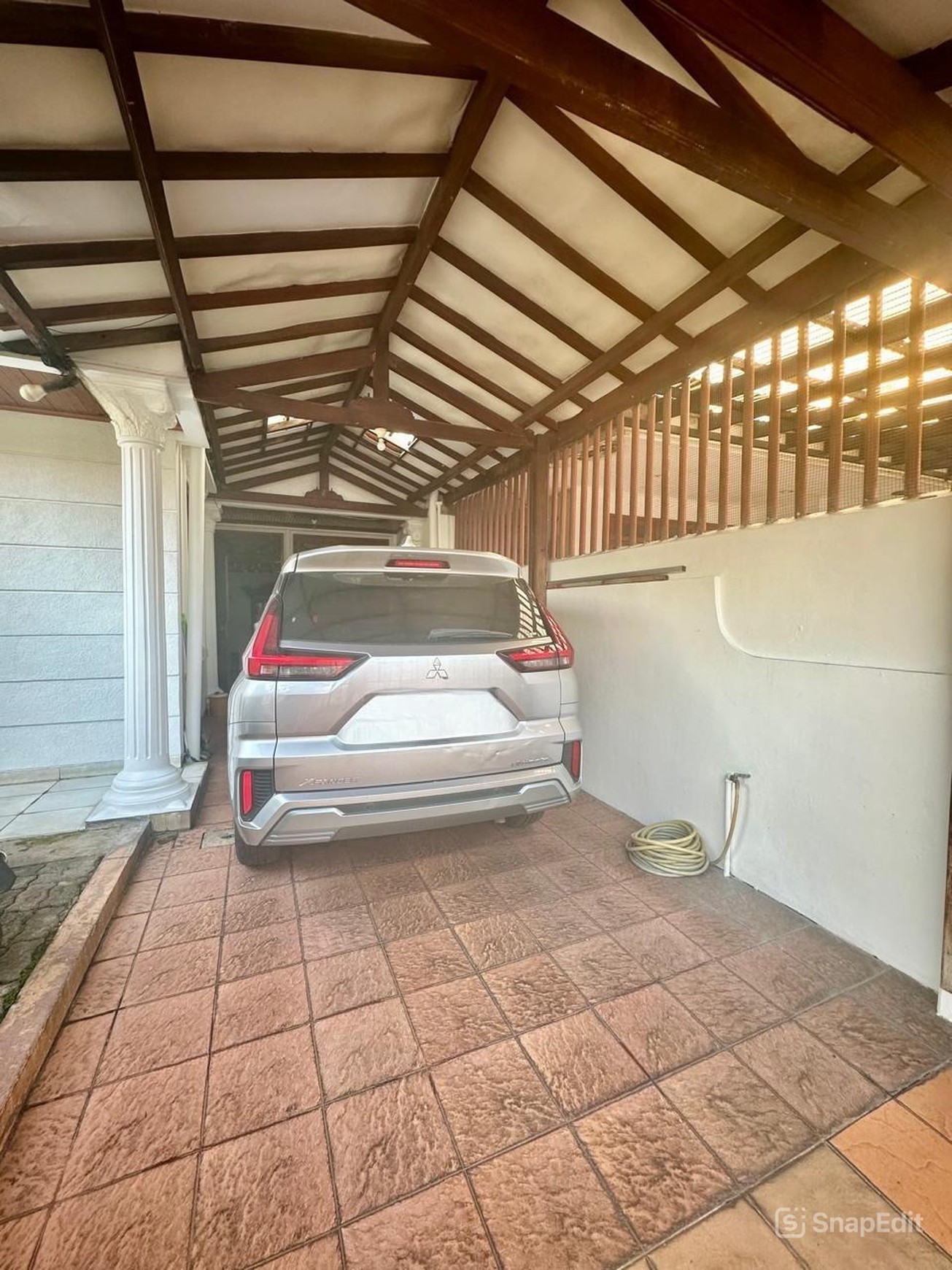 Rumah 2 Lantai Lokasi strategis di Bintaro Sektor 1