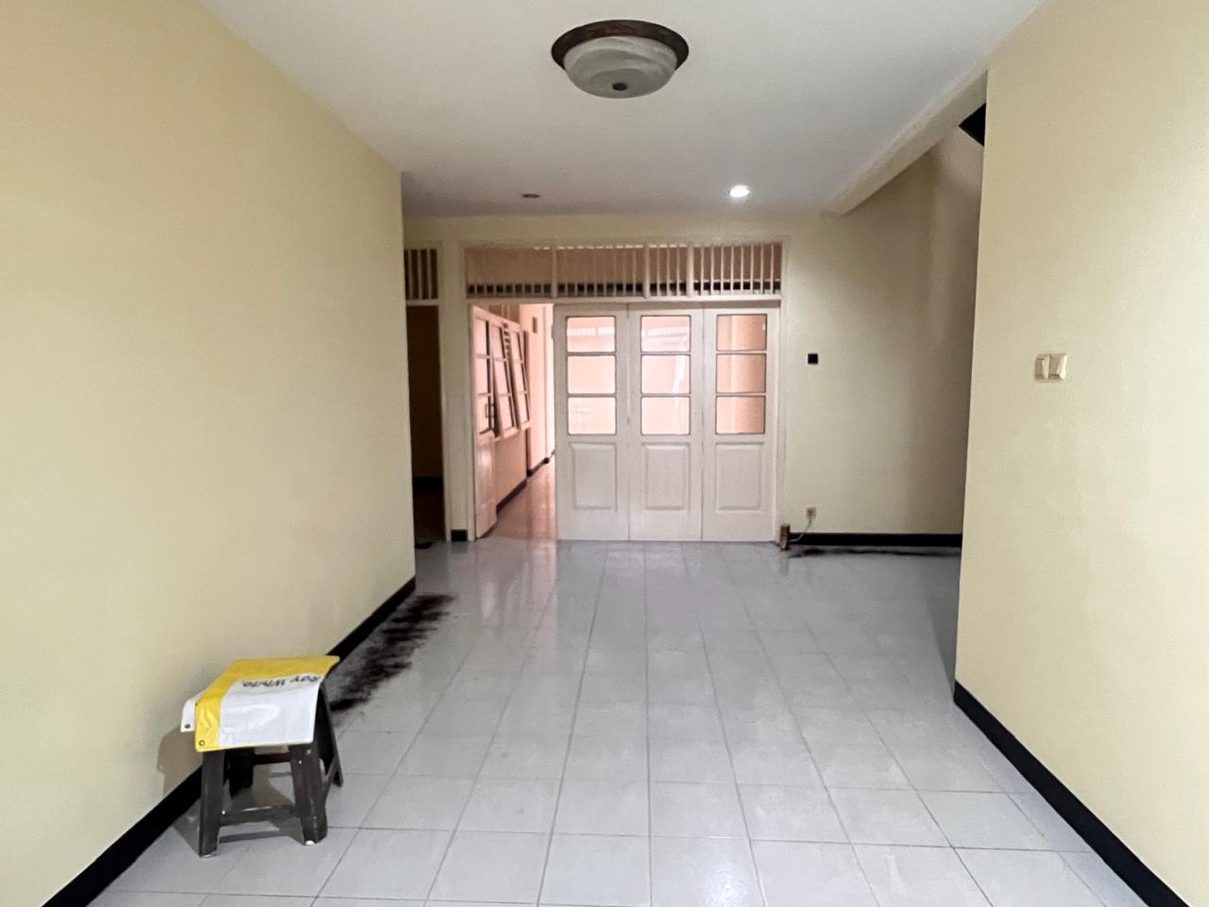 Rumah 2 lantai,luas tanah 162,lingkungan oke di Bintaro Jaya 3
