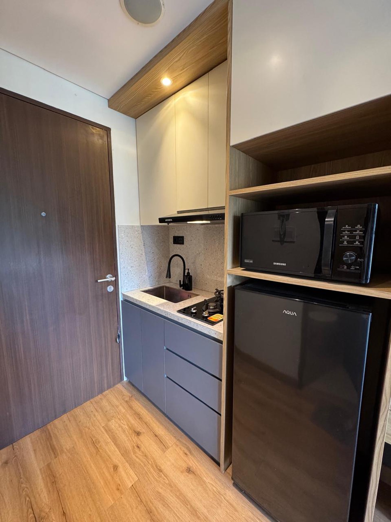 Disewakan harga murah Apartemen di Transpark Bintaro 