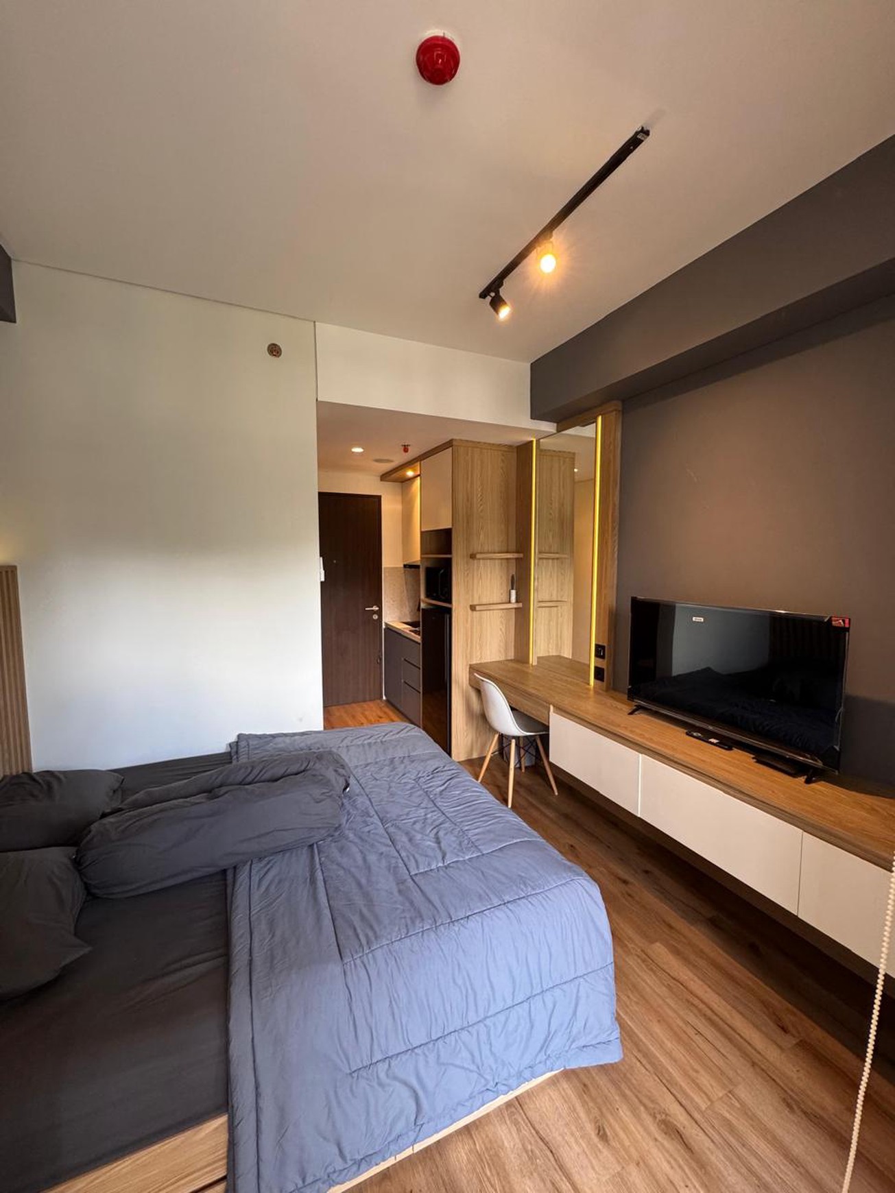 Disewakan harga murah Apartemen di Transpark Bintaro 