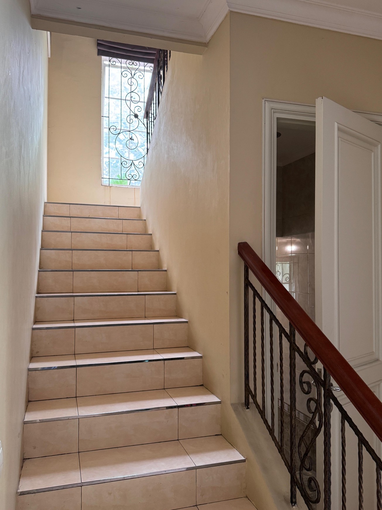 Dijual rumah mewah di The Green BSD Tangerang Selatan