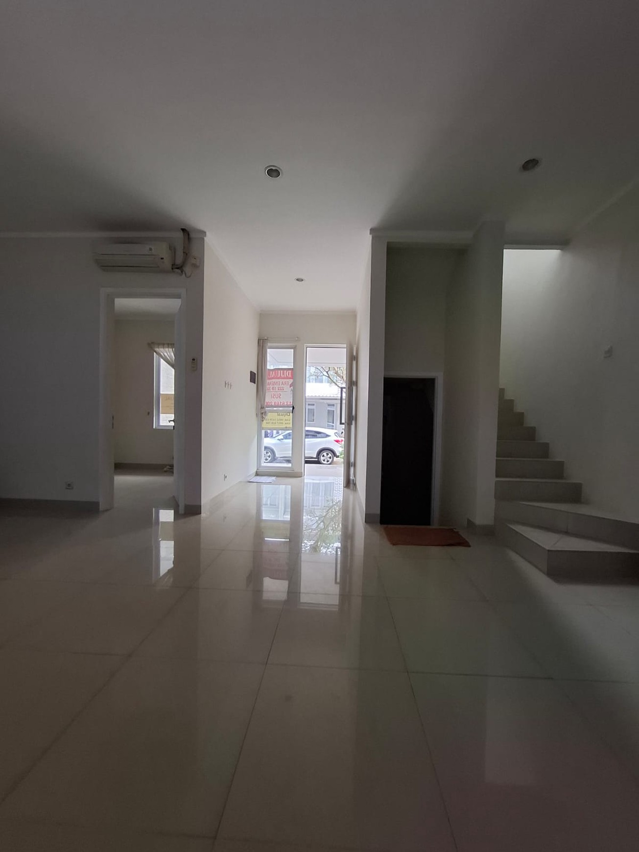 Rumah 2 Lantai dalam Cluster dan Lokasi Strategis @Bintaro-Sektor 9