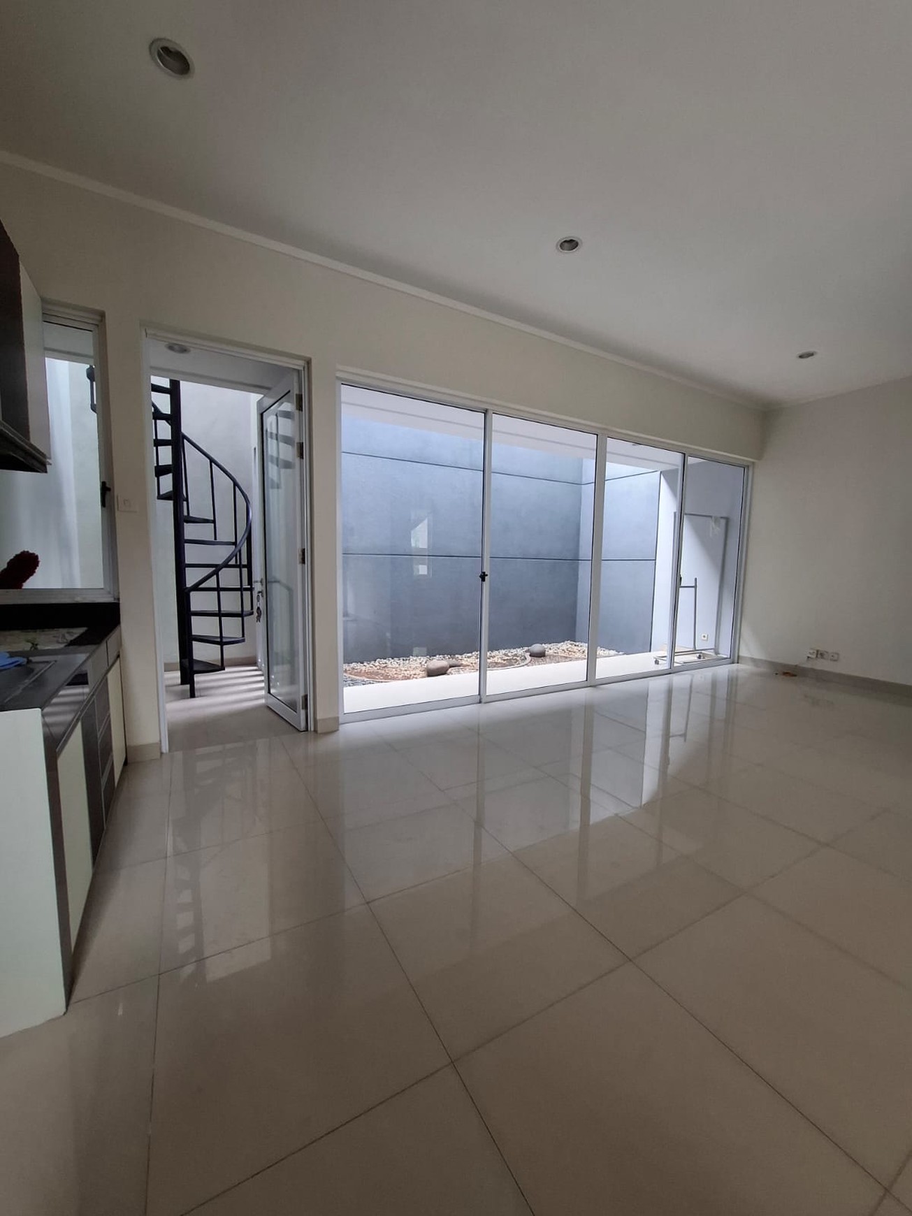 Rumah 2 Lantai dalam Cluster dan Lokasi Strategis @Bintaro-Sektor 9