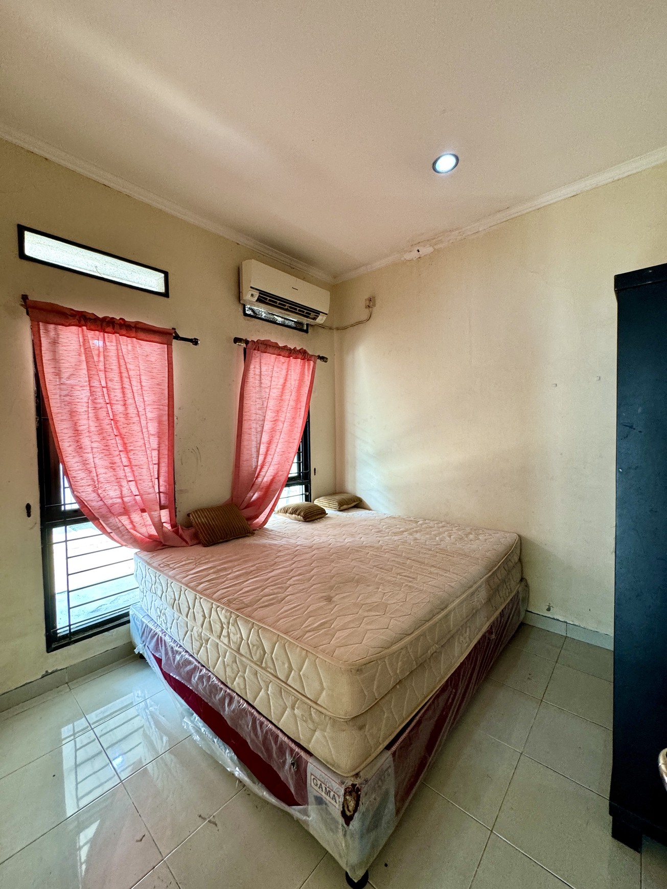 Disewa Rumah di Komplek Simprug Diporis, Poris Jaya, Tangerang