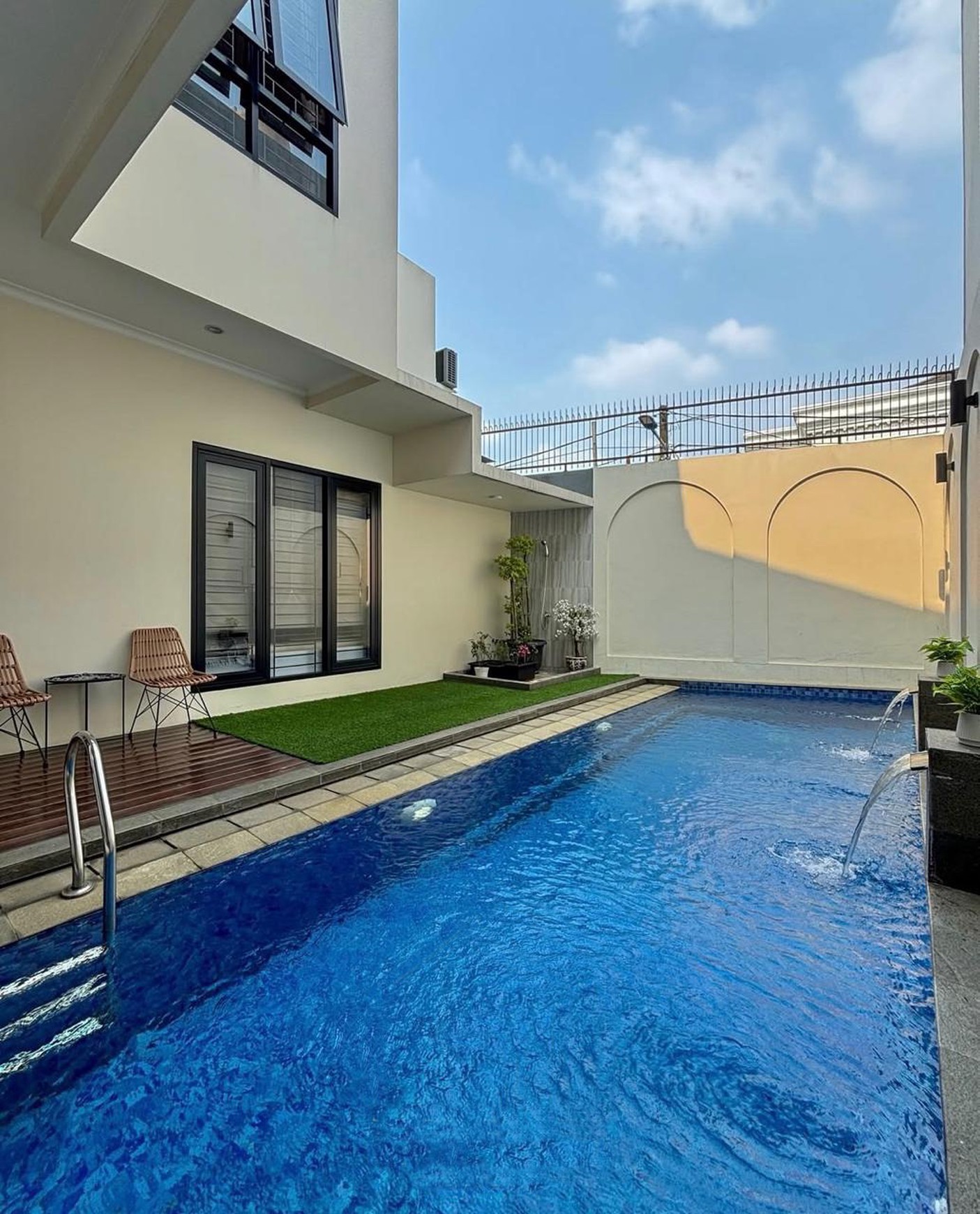 Rumah Bagus, Mewah dan Nyaman, Bebas Banjir di Jakarta Selatan