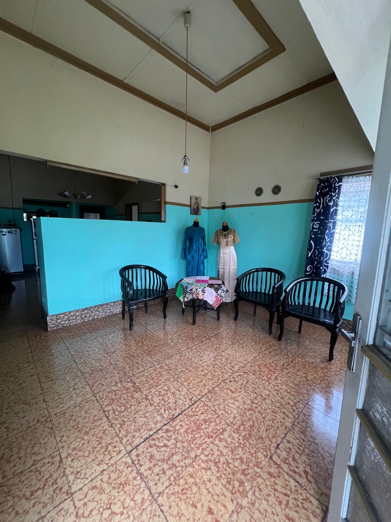 Rumah Kolonial Cocok Untuk Cafe Lokasi Strategis di Kawasan Bisnis Kota Magelang 