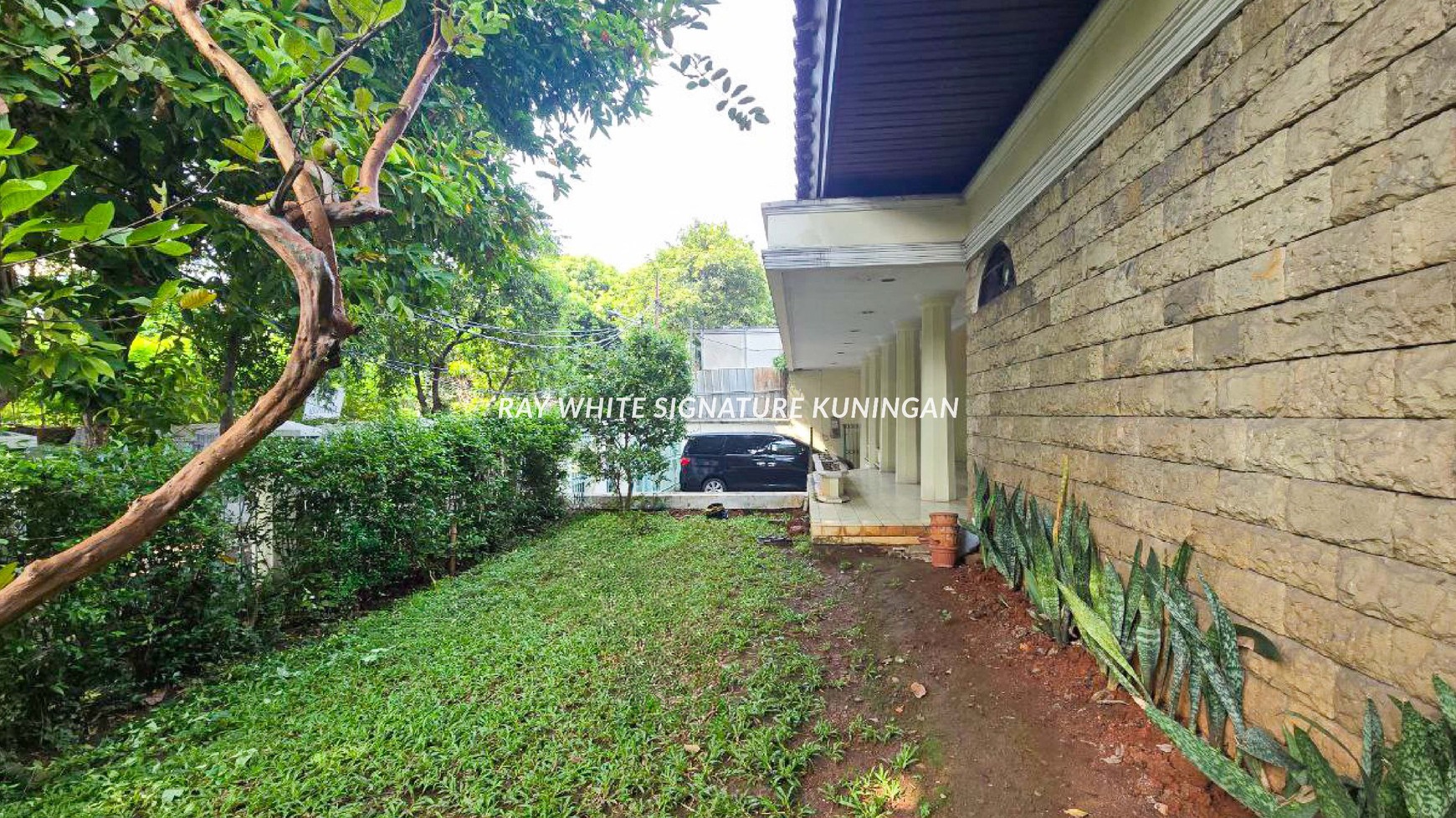 Dijual Rumah Layak Huni Dikawasan Elit Mega Kuningan