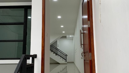 Rumah Siap Huni Jelambar 