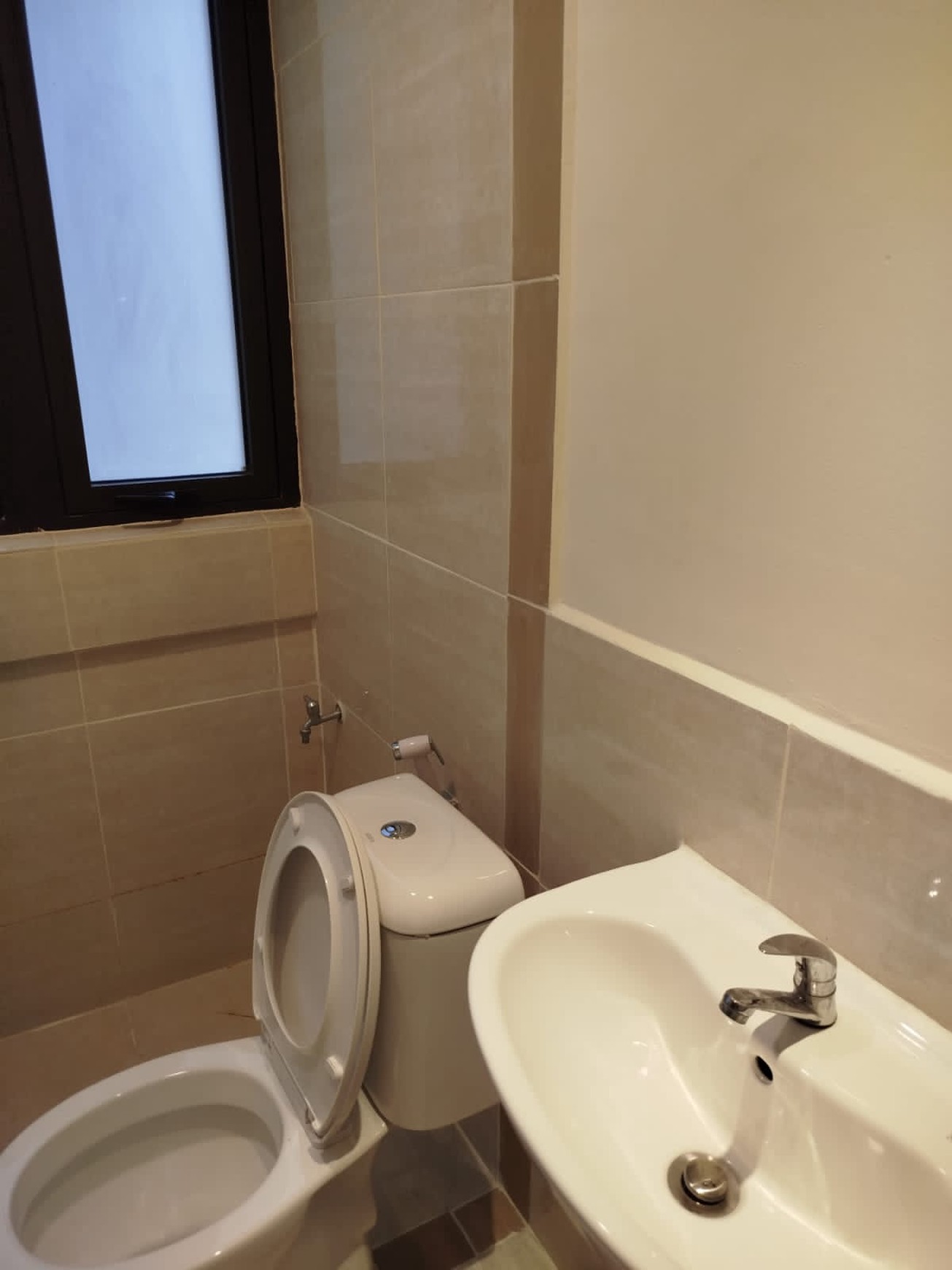 APARTEMEN MAIKARTA MODERN MINIMALIS