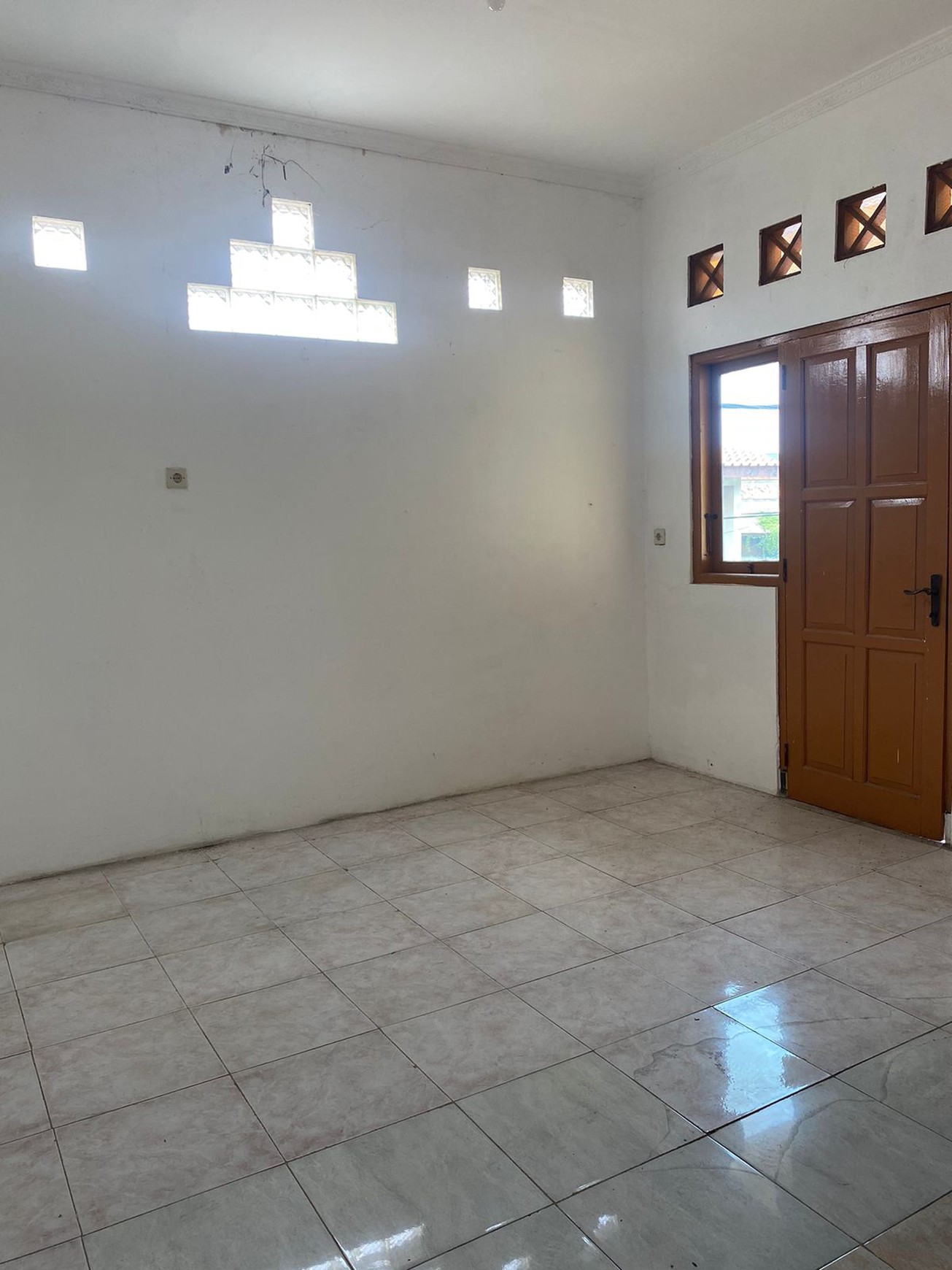 Rumah bagus, posisi di Hook, Bebas banjir, di Cipadu