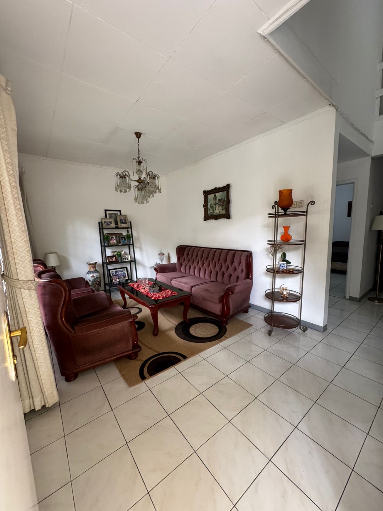 Rumah 2 Lantai, Bebas banjir lokasi strategis di Bintaro Sektor 2.