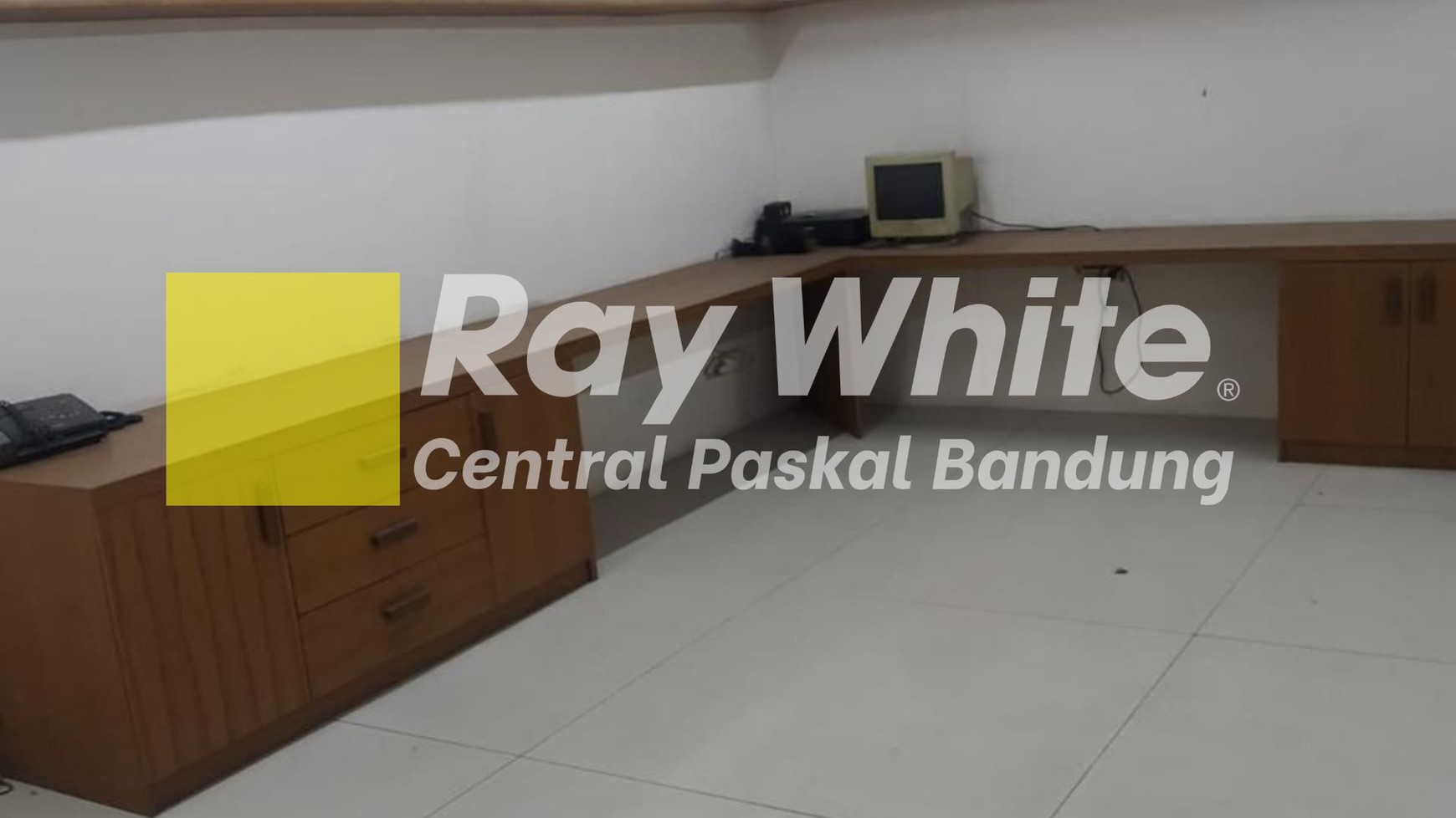 Gudang Sayap Holis Dekat Tol Pasirkoja Bandung