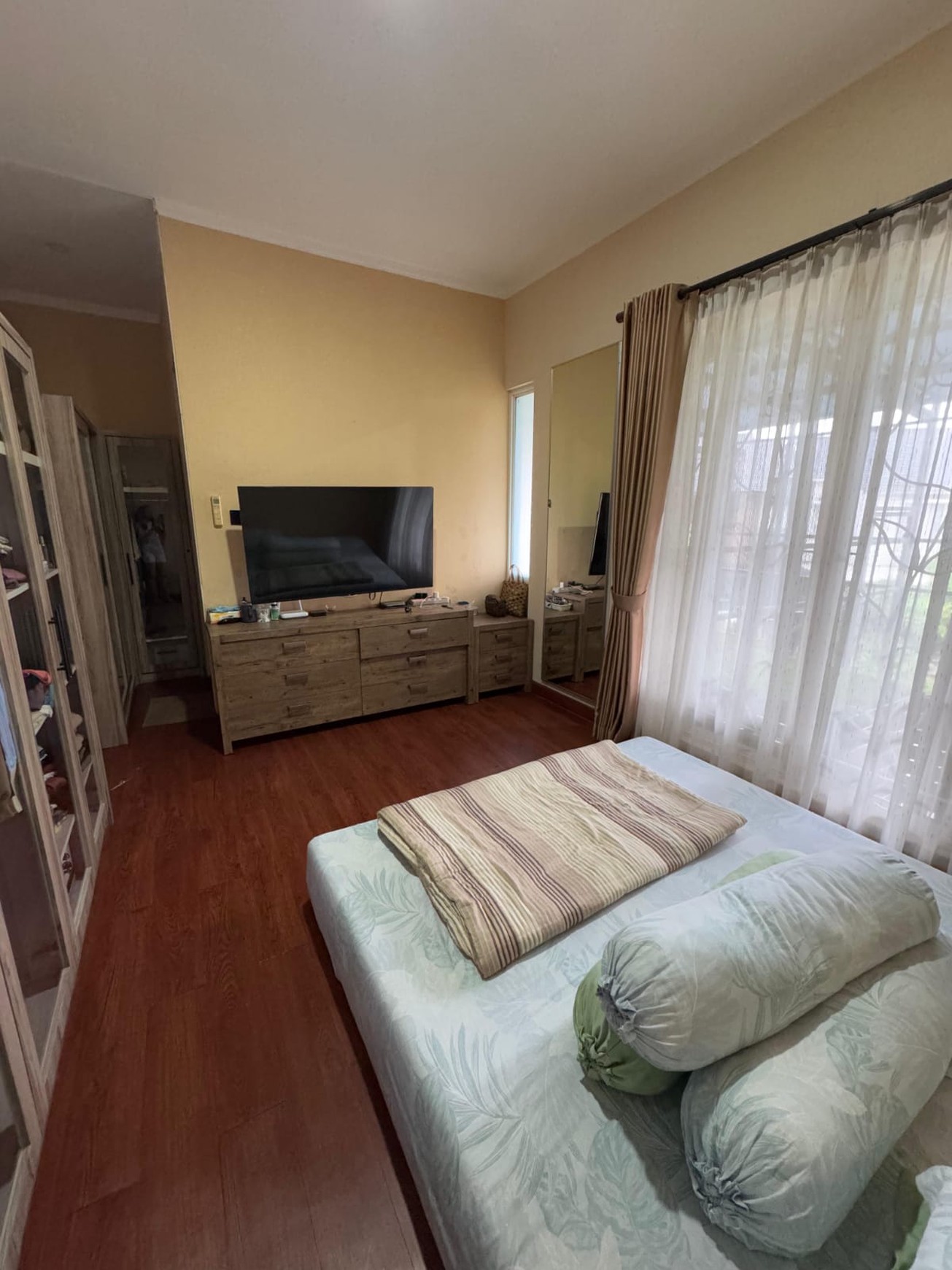 Rumah 2½ Lantai Siap Huni Lokasi Strategis dan Asri @Bintaro-Sektor 9