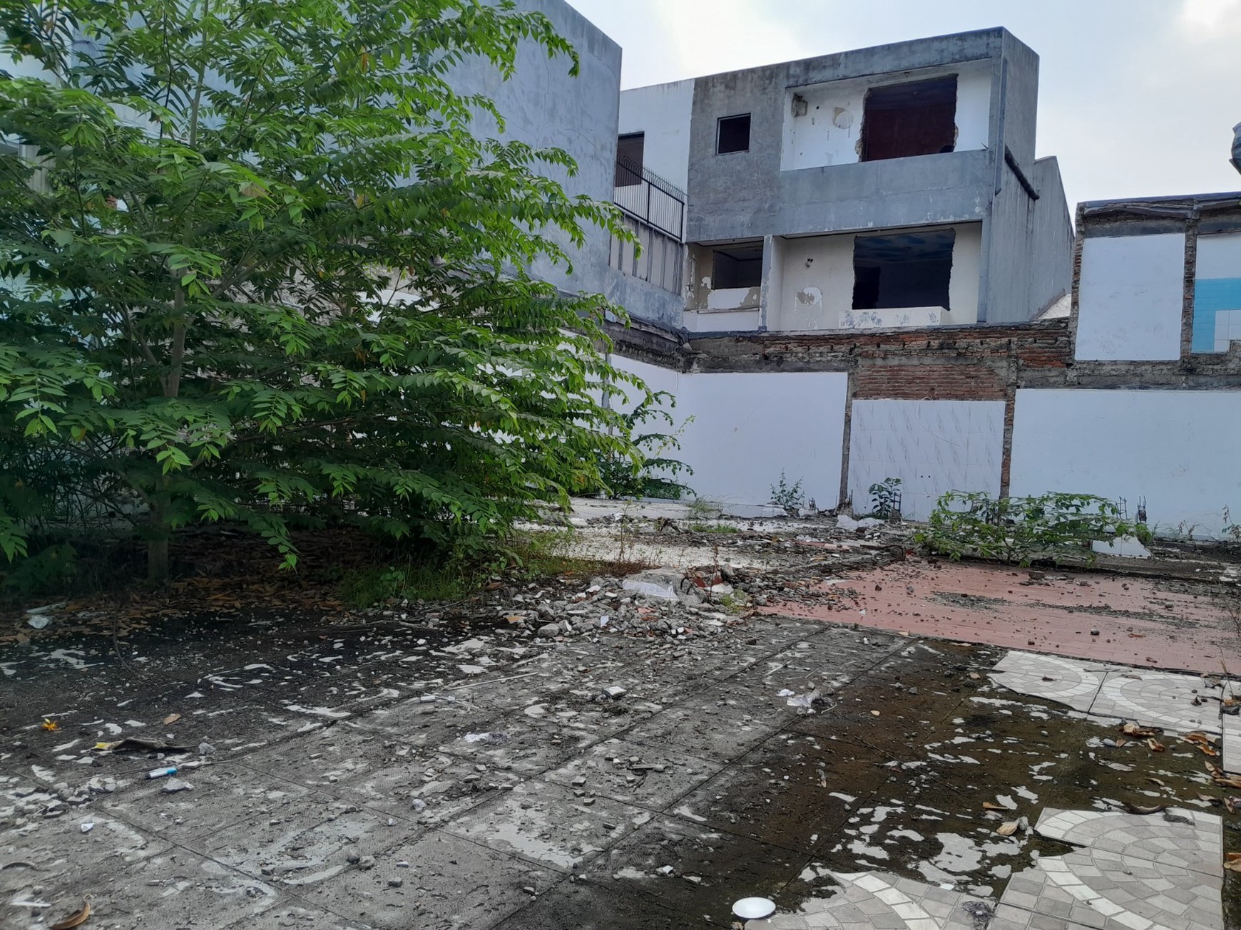 Kavling siap bangun ,hadap tenggara di Pondok Indah