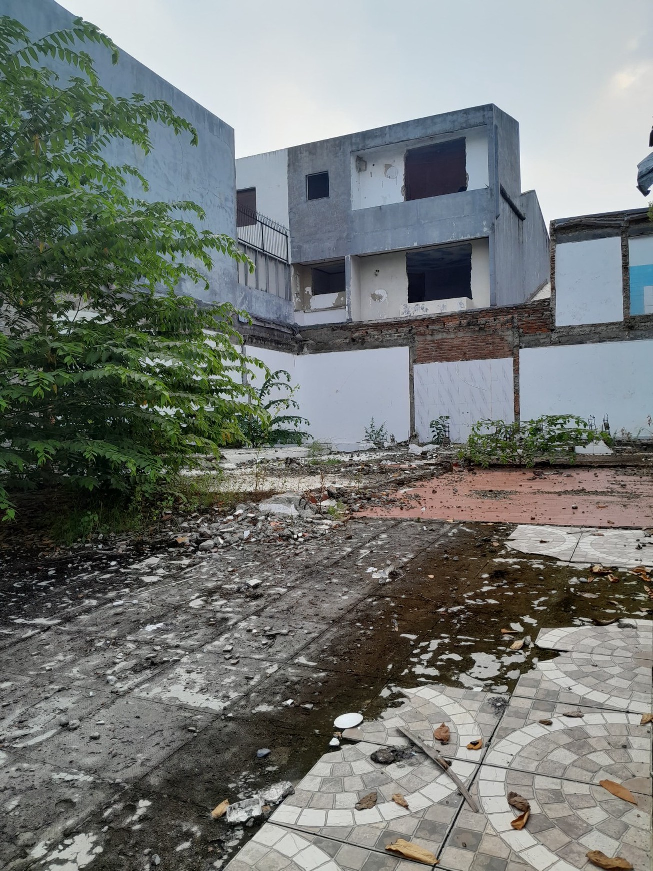Kavling siap bangun ,hadap tenggara di Pondok Indah