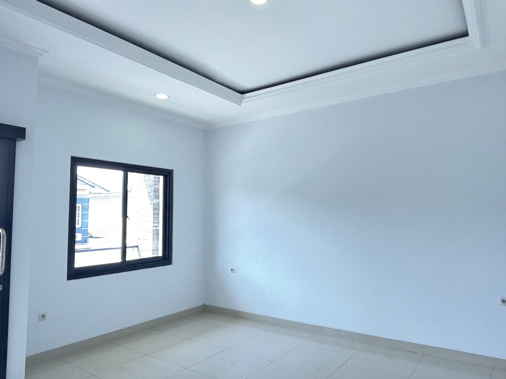 Rumah Cantik,  Rapi Siap Huni di Kota Wisata Cibubur 