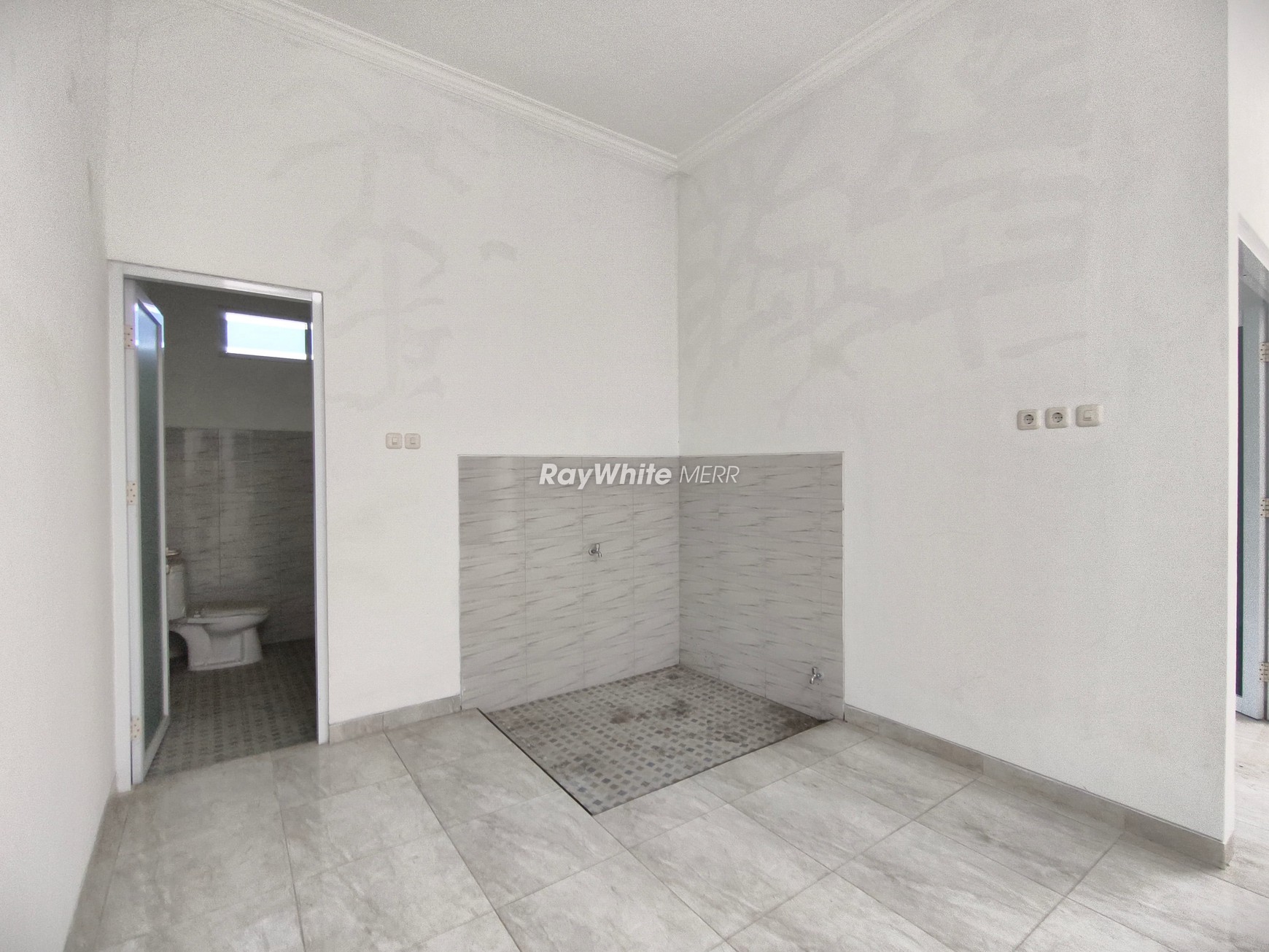 Dijual Rumah Modern Semolowaru Sukolilo - 3 KT, 4 KM, Carport 1 Mobil