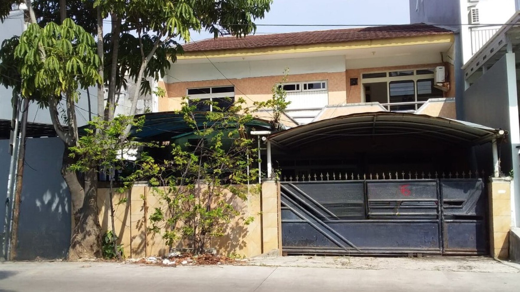 Rumah Dijual di Taman Ratu