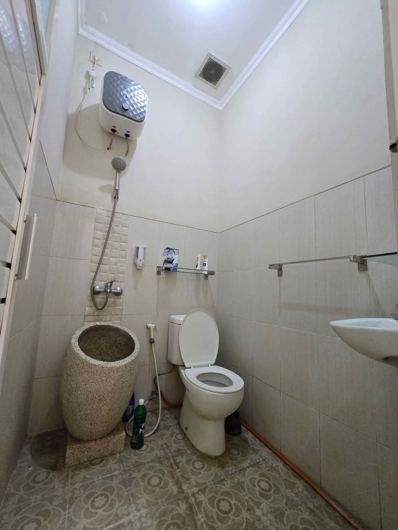 Rumah Cantik Modern dan Minimalis Siap Huni di Wagir Malang 550Jt Nego!!