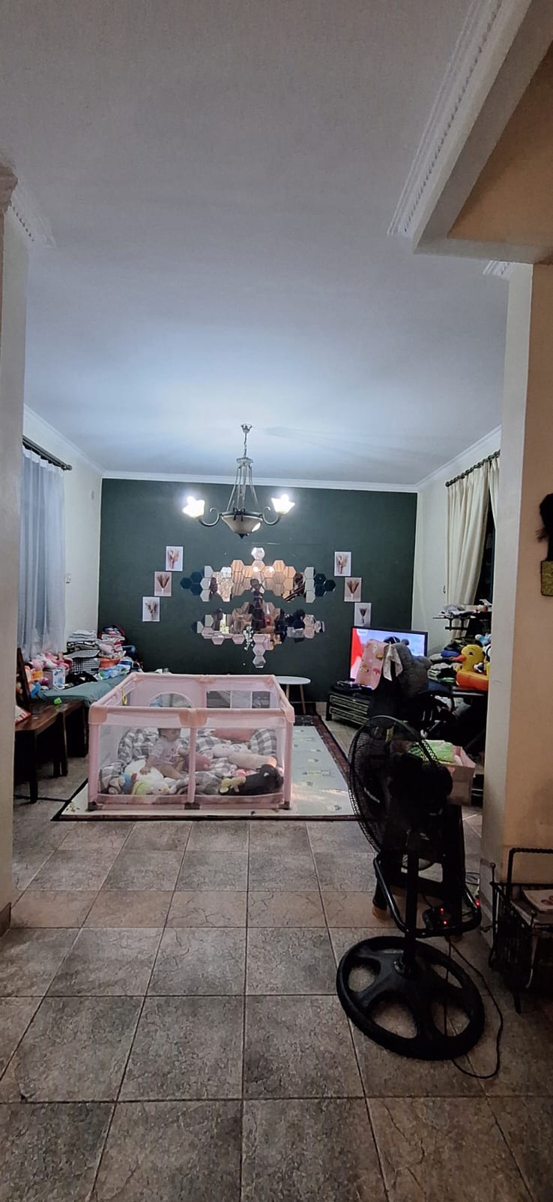 Dijual Rumah di Raffles Hills, Cibubur