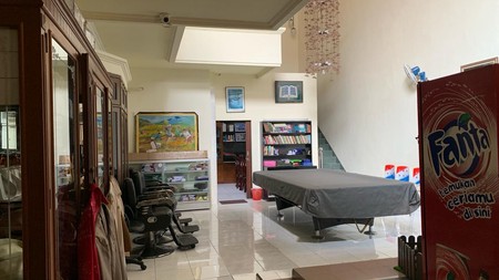 Rumah Murah Jemur Andayani Dekat Petra - Cocok untuk Investasi atau Hunian