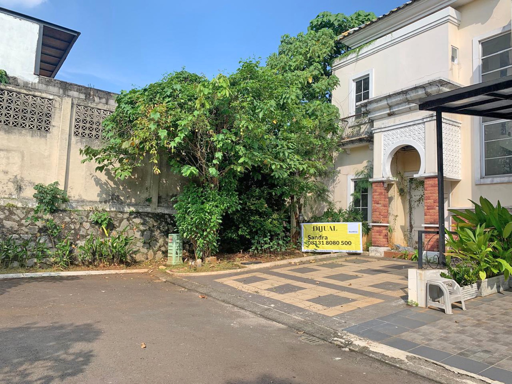 Rumah Hitung Tanah di Alicante Gading Serpong