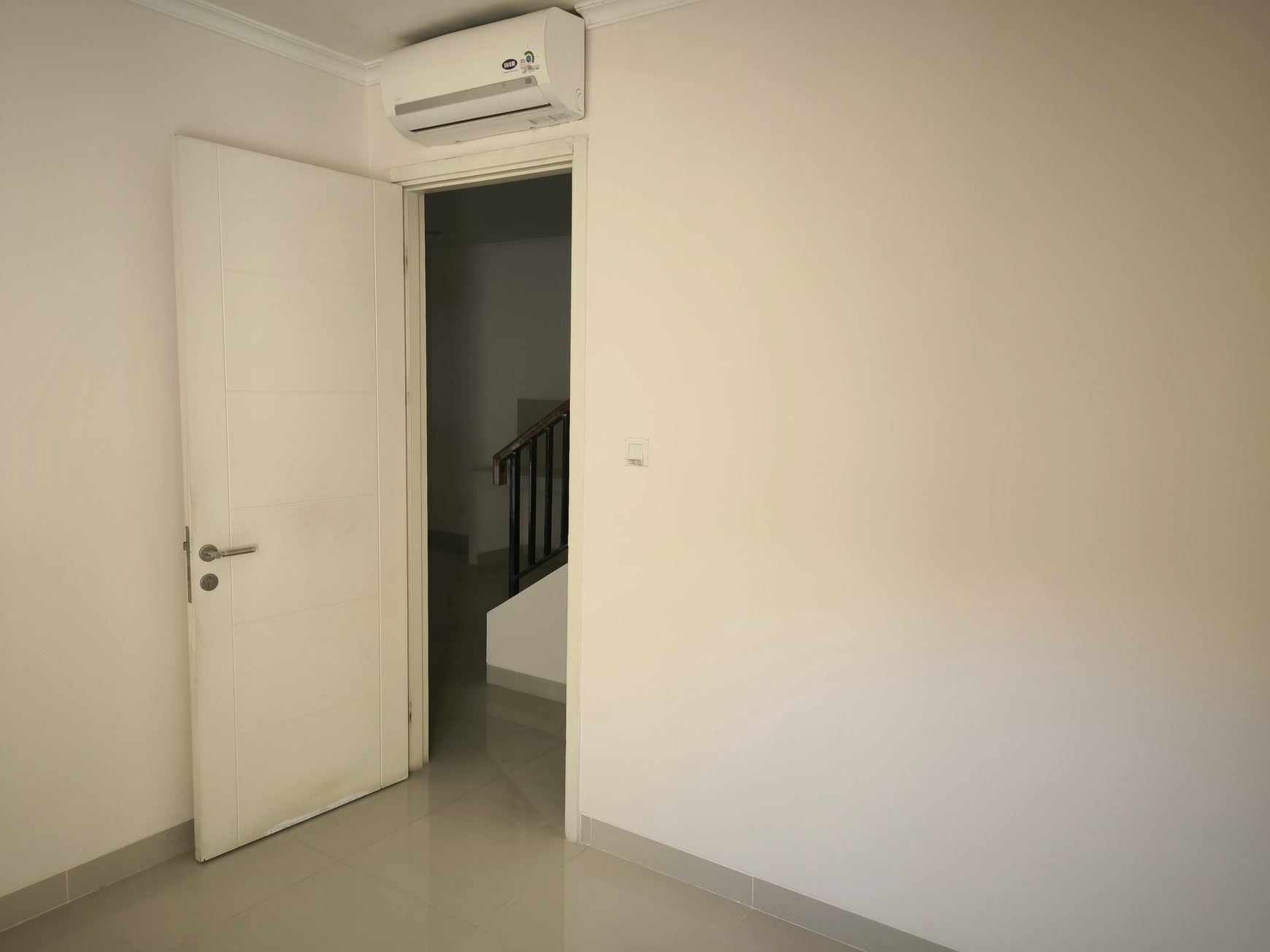 Rumah 2 lantai di Thomson Gading Serpong