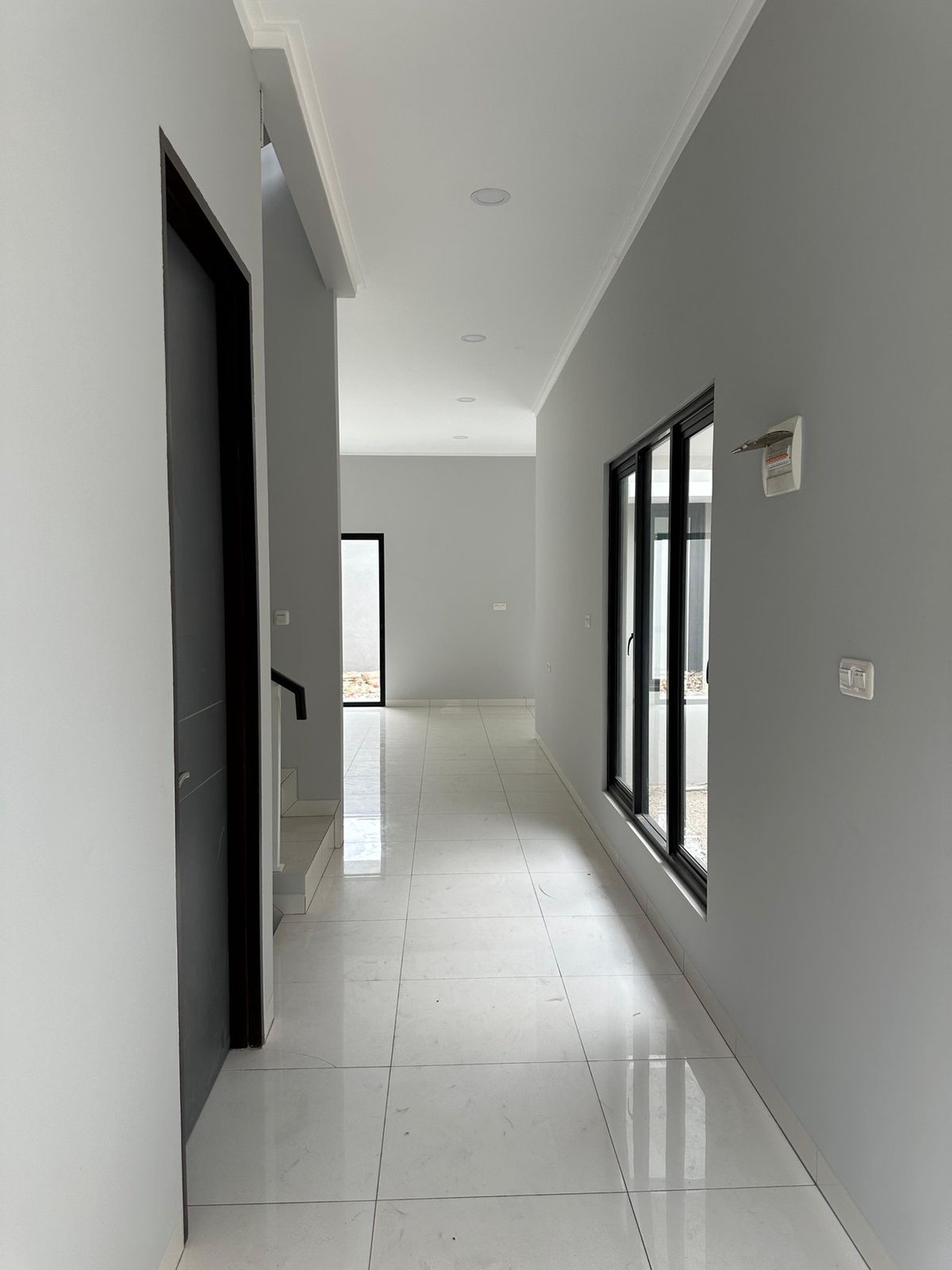 Dijual Rumah Bagus Terawat di Mainroad Kembar, Bandung Kota