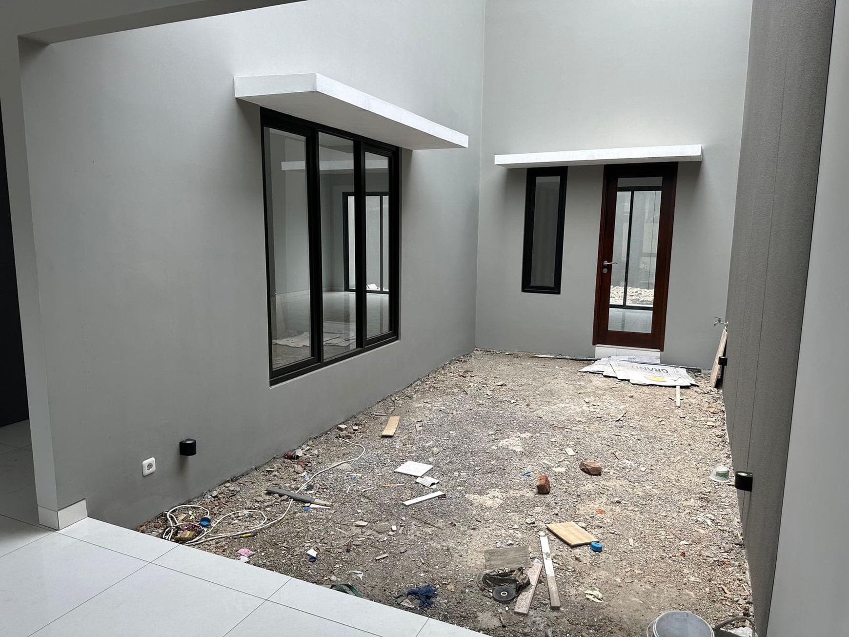Dijual Rumah Bagus Terawat di Mainroad Kembar, Bandung Kota