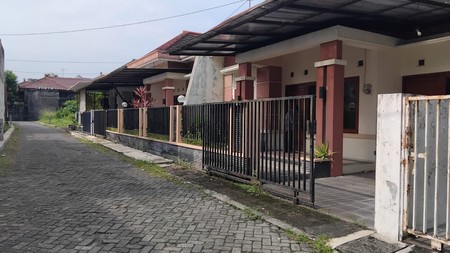 Rumah Dalam Perum Jambon Residence Kricak Tegalrejo Yogyakarta